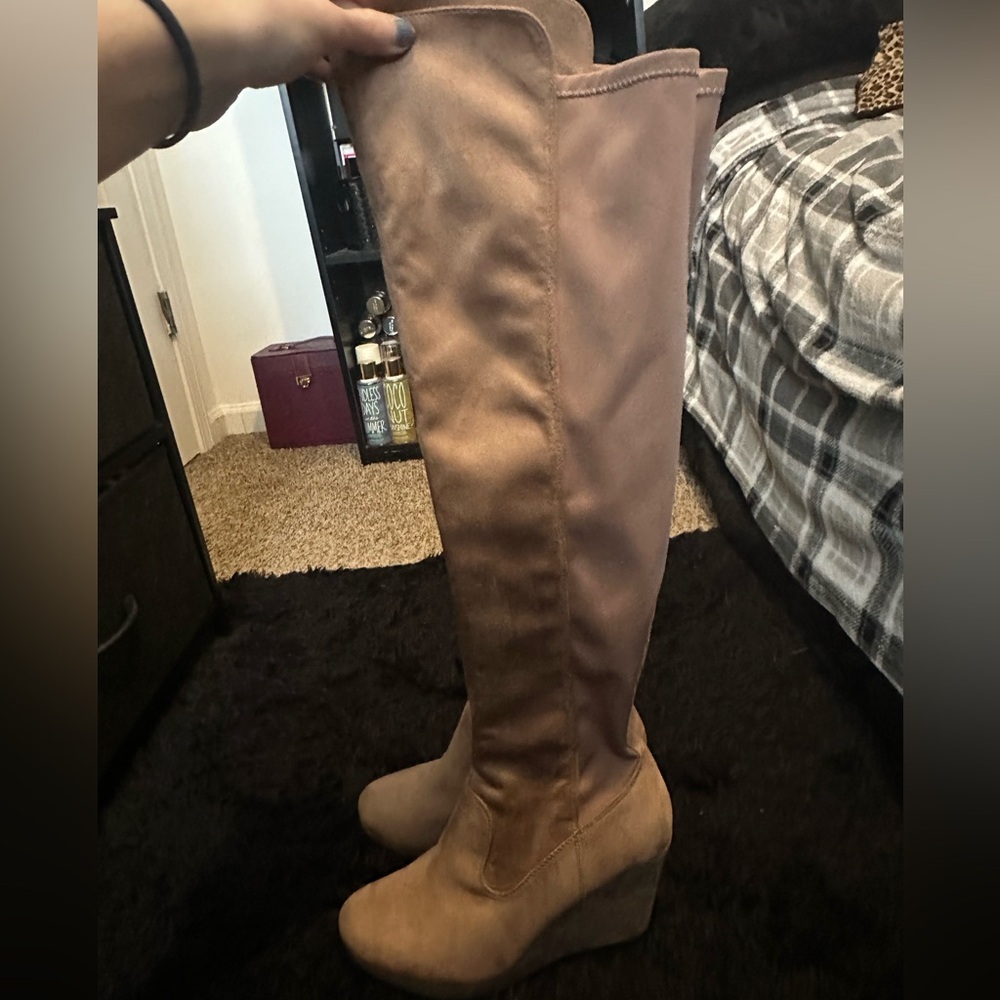Chinese Laundry Tan Wedge Boots